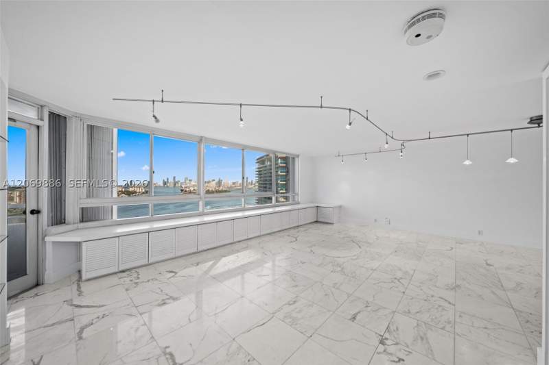 2 bedroom Condominium at 400 S Pointe Dr 1905, South Pointe Towers Condo, Miami Beach — photo 3