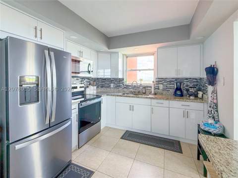 1301 NE Miami Gardens Dr 1406W, Miami FL - photo 7 of 28