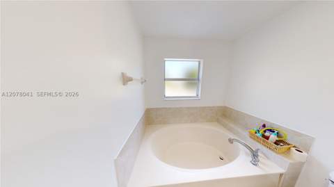 21943 SW 88th Path, Cutler Bay FL - photo 18 of 28
