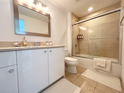 19400 Turnberry Way 312, Aventura FL - photo 9 of 15