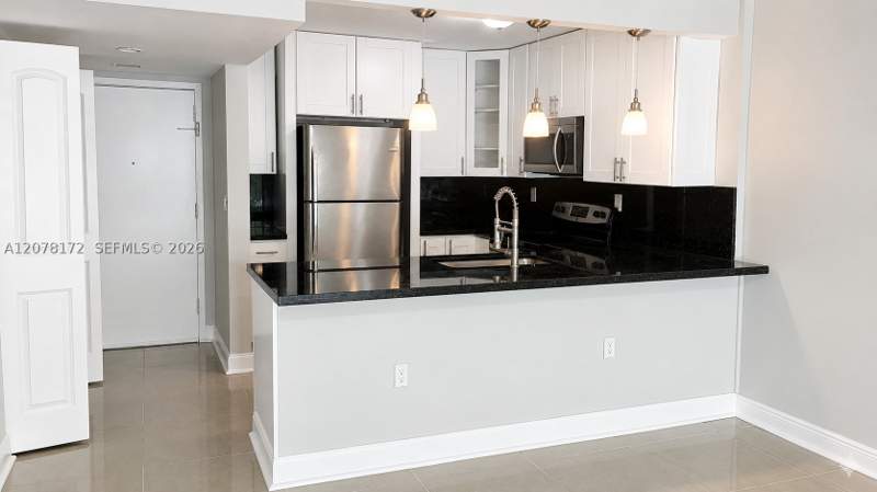 2 bedroom Condominium at 488 NW 165th St Rd B-112, Montecarlo Condo, Miami — photo 2