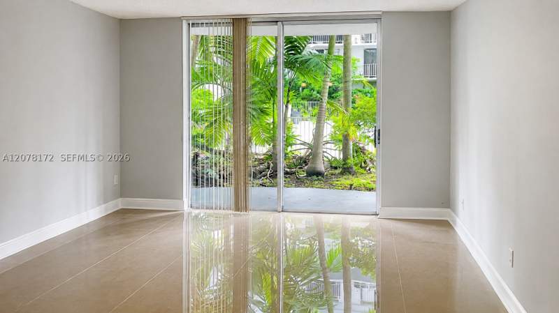 2 bedroom Condominium at 488 NW 165th St Rd B-112, Montecarlo Condo, Miami — photo 3