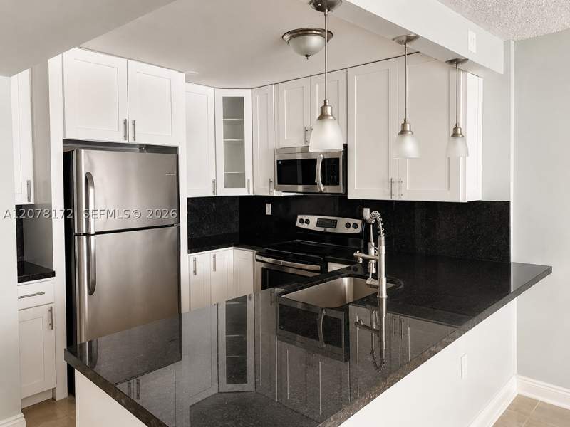 2 bedroom Condominium at 488 NW 165th St Rd B-112, Montecarlo Condo, Miami — photo 4