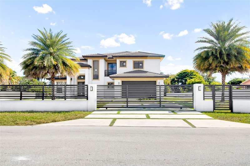 7 bedroom SingleFamilyResidence at 12890 NW 2nd St, Sweetwater Ests Sub, Miami — photo 1