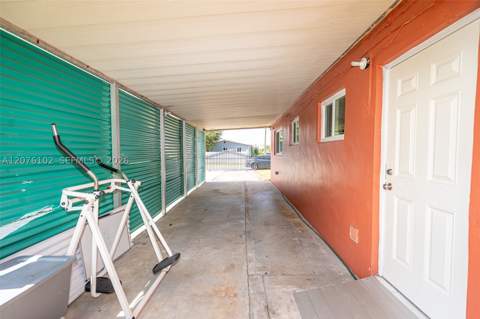 2340 NW 187th St, Miami Gardens FL - photo 10 of 44