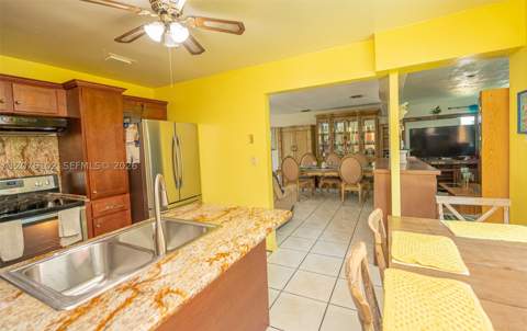 2340 NW 187th St, Miami Gardens FL - photo 17 of 44