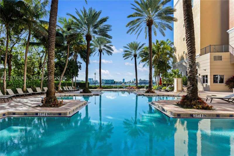 3 bedroom Condominium at 17125 N Bay Rd 3105, Porto Bellagio Condo, Sunny Isles Beach — photo 1