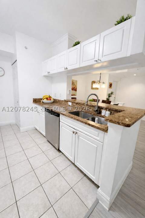 17125 N Bay Rd 3105, Sunny Isles Beach FL - photo 19 of 23