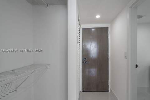 7601 E Treasure Dr Ph206, North Bay Village FL - photo 14 of 37