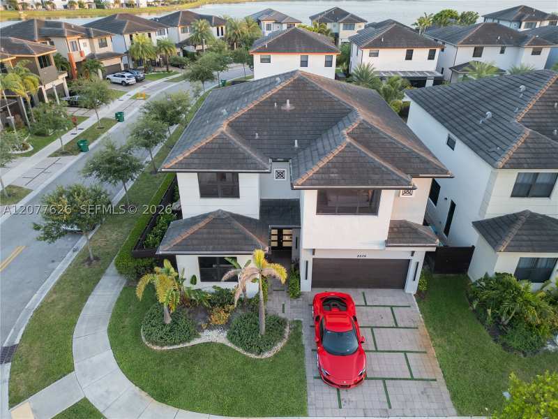 5 bedroom SingleFamilyResidence at 8824 NW 161st Ter, Dunnwoody Lake, Miami Lakes — photo 1