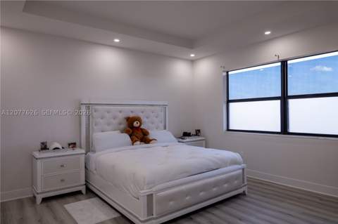 8824 NW 161st Ter, Miami Lakes FL - photo 14 of 45