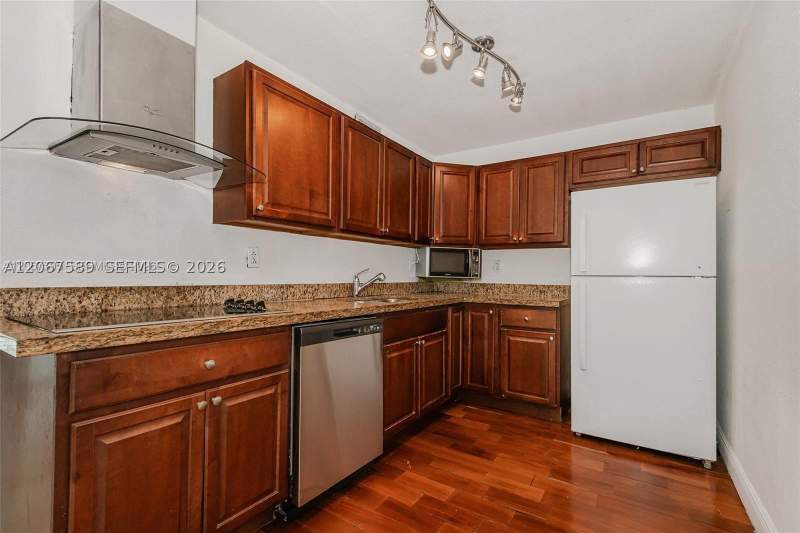 1 bedroom Condominium at 1805 Sans Souci Blvd 532, Bayview Palms Condo, North Miami — photo 3