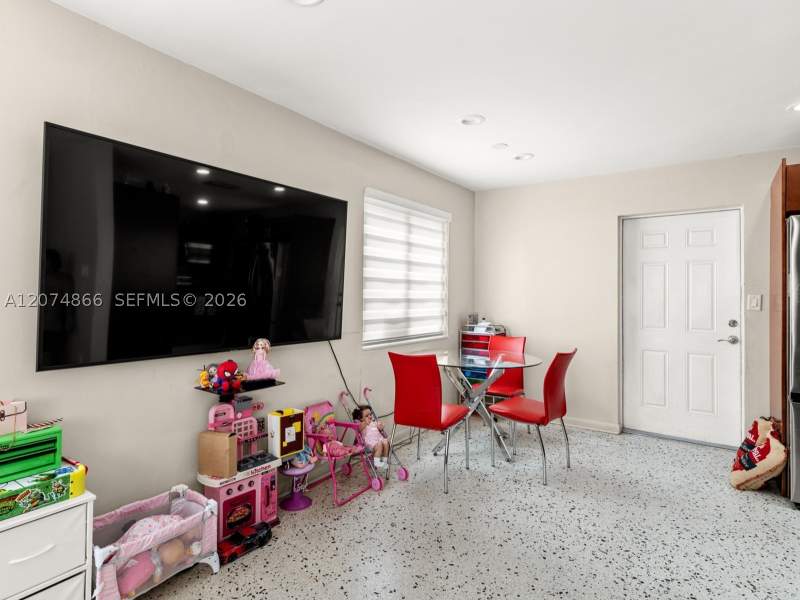 5 bedroom SingleFamilyResidence at 740 NW 32nd Ct, Highview, Miami — photo 3