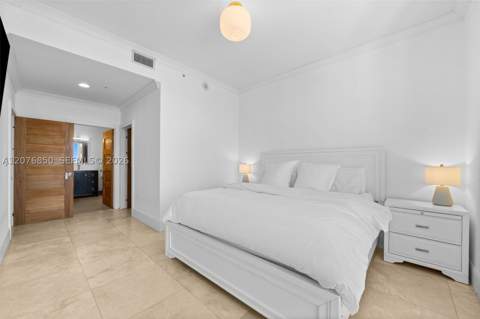 10 Aragon Ave 1602, Coral Gables FL - photo 11 of 23
