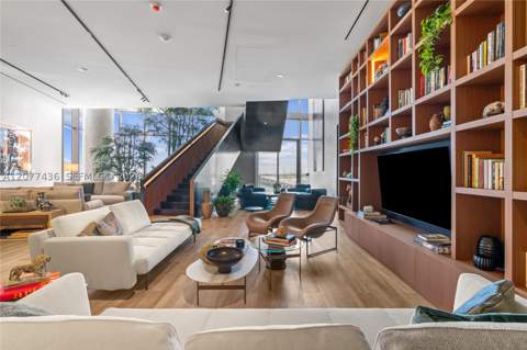 1400 Biscayne Blvd 4203, Miami FL - photo 20 of 39