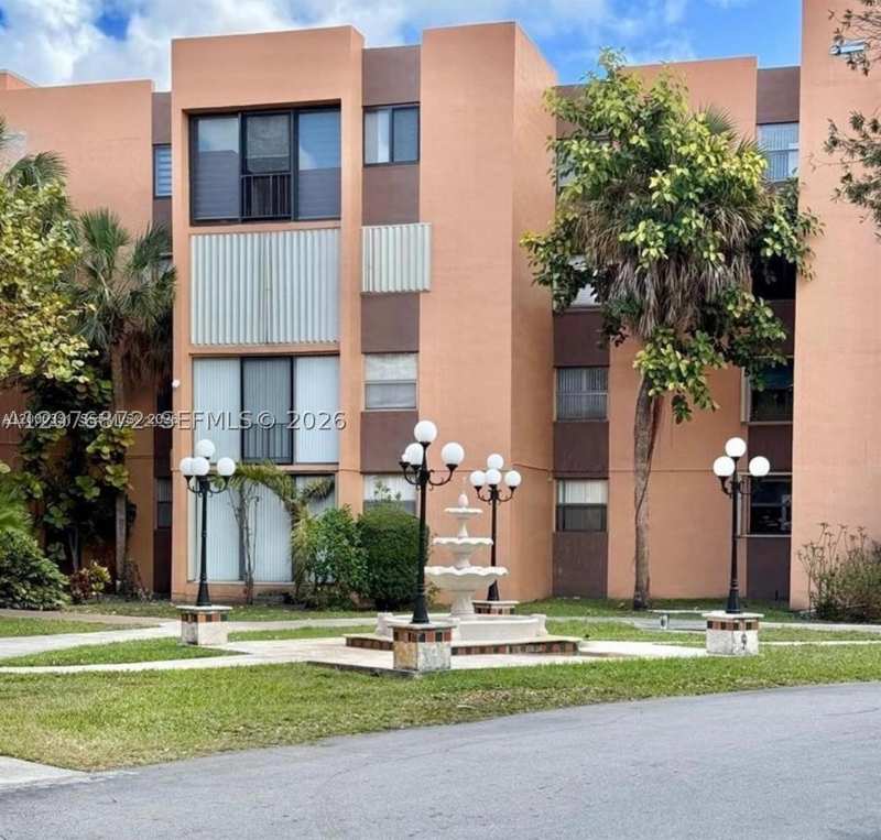2 bedroom Condominium at 9400 W Flagler St 309, Versialles Gardens II Con, Miami — photo 1