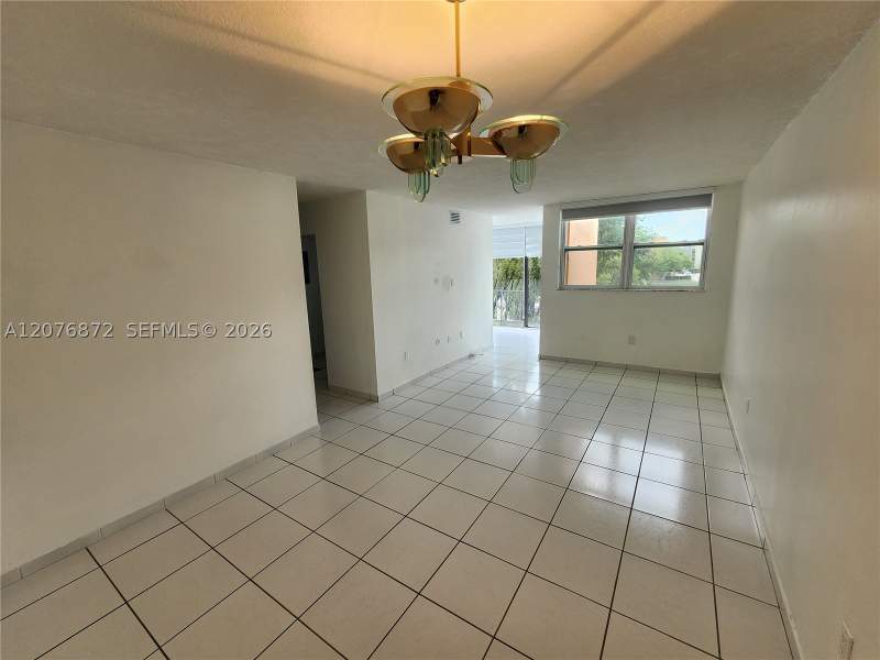 2 bedroom Condominium at 9400 W Flagler St 309, Versialles Gardens II Con, Miami — photo 2