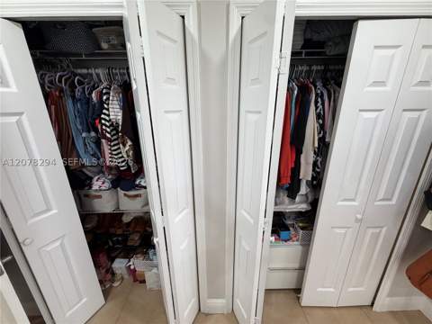 5935 W 26th Ave 204, Hialeah FL - photo 10 of 29