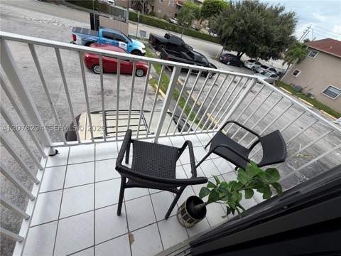 5935 W 26th Ave 204, Hialeah FL - photo 11 of 29