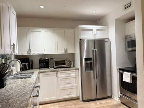 5665 SW 80th St 62B, Miami FL - photo 6 of 18