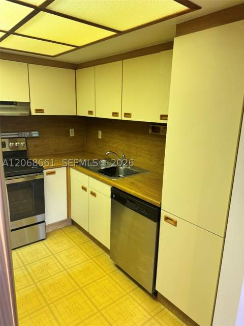 9022 SW 123rd Ct O406, Miami FL - photo 17 of 23