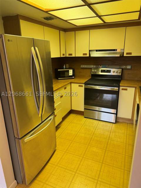 9022 SW 123rd Ct O406, Miami FL - photo 18 of 23