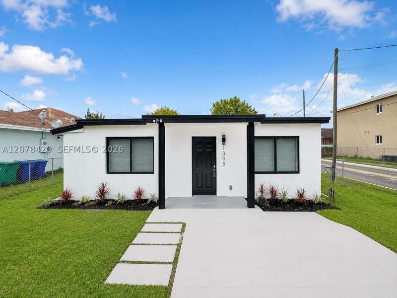 3 bedroom SingleFamilyResidence at 1305 NW 5th Ave, Washington Park, Florida City — photo 1