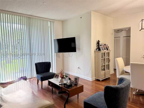 9725 NW 52nd St 109, Doral FL - photo 6 of 12
