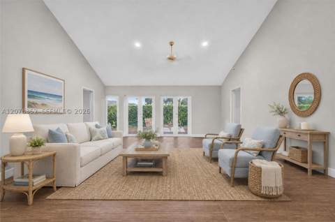 9943 NW 47th Ter, Doral FL - photo 14 of 48