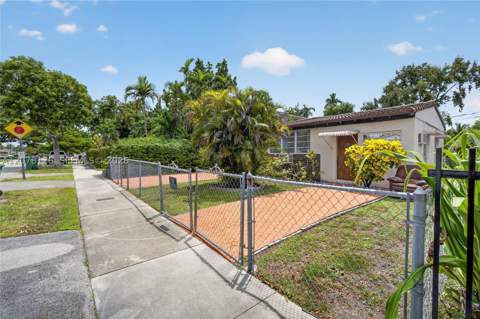 4940 SW 5th Ter, Miami FL - photo 23 of 24