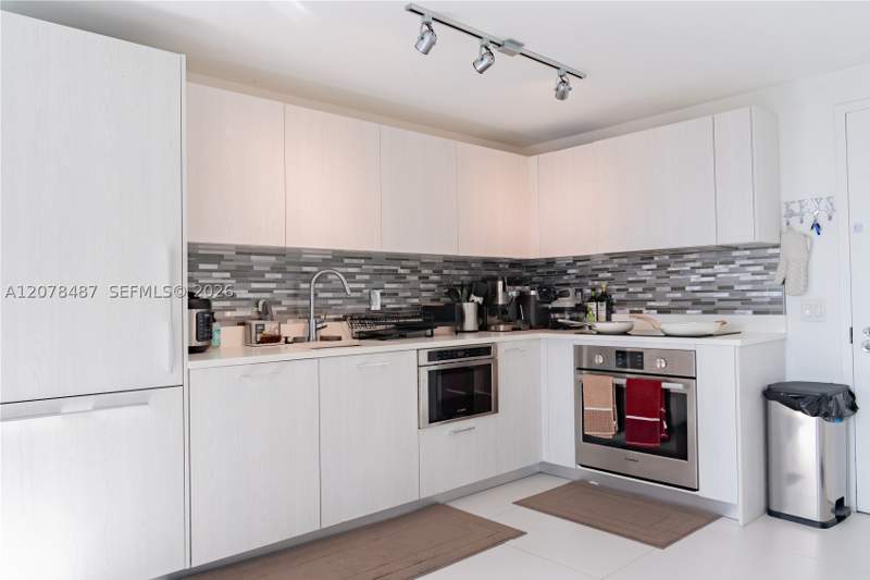2 bedroom Condominium at 501 NE 31st St 1209, Paraiso Bayviews Condo, Miami — photo 4