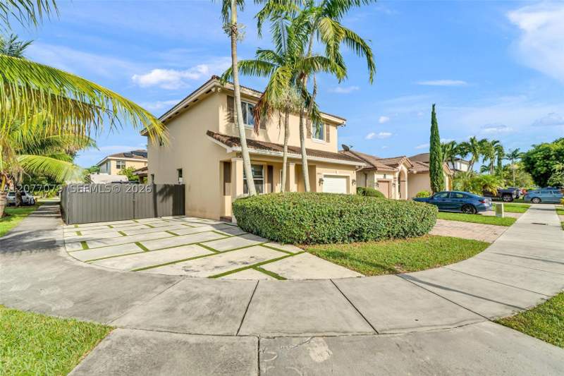 4 bedroom SingleFamilyResidence at 28403 SW 130th Ave, Evergreen Garden Estates, Homestead — photo 3
