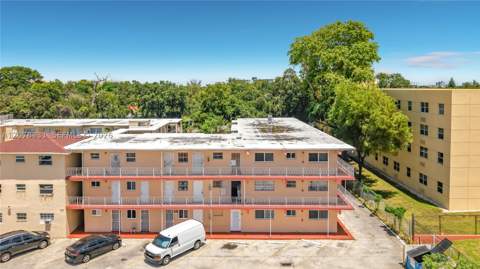 2441 NW 13th St 67, Miami FL - photo 12 of 41