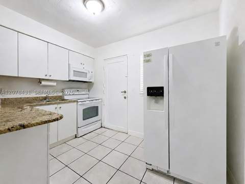 2441 NW 13th St 67, Miami FL - photo 14 of 41