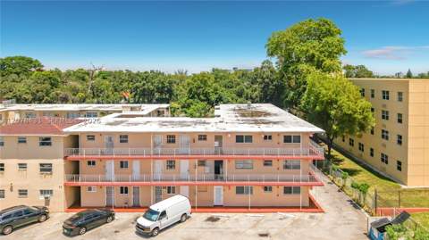 2441 NW 13th St 67, Miami FL - photo 9 of 41