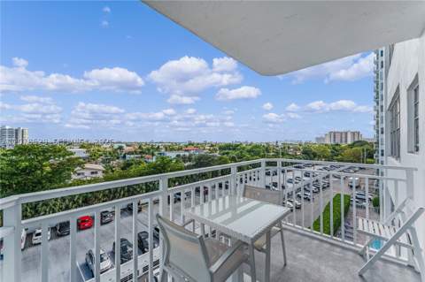 2150 Sans Souci Blvd B605, North Miami FL - photo 7 of 37
