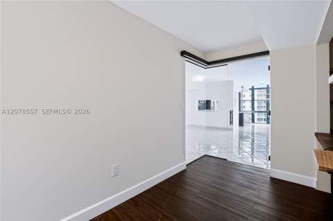6423 Collins Ave 1702, Miami Beach FL - photo 22 of 85