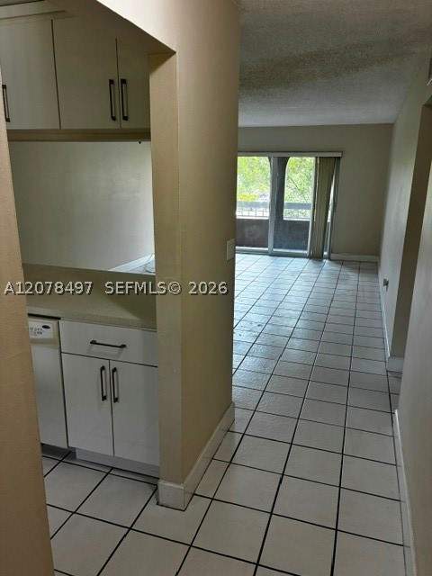2 bedroom Condominium at 7830 Camino Real K310, Village Of Kings Creek Co, Miami — photo 4