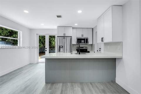 655 SW 6th Ter, Florida City FL - photo 17 of 44