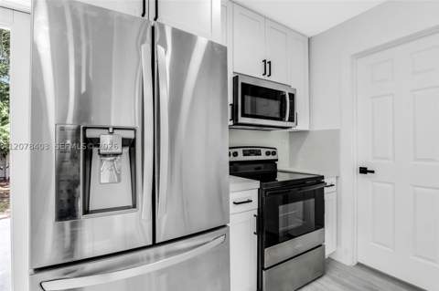 655 SW 6th Ter, Florida City FL - photo 21 of 44