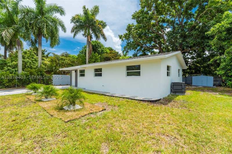 3 bedroom SingleFamilyResidence at 655 SW 6th Ter, Friedland Manor, Florida City — photo 5