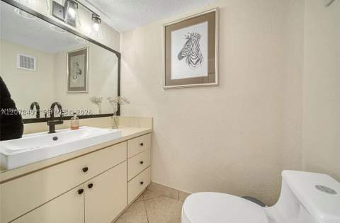 13267 SW 9th Ln, Miami FL - photo 13 of 32