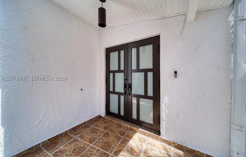 3 bedroom SingleFamilyResidence at 13267 SW 9th Ln, Tamiami Lakes Sec 5, Miami — photo 3