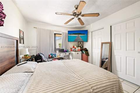 2093 W 54th Ter 38, Hialeah FL - photo 13 of 21