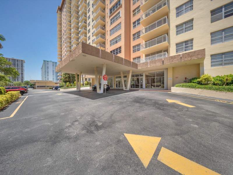 0 bedroom Condominium at 251 174th Street 2310, Winston Towers 200, Sunny Isles Beach — photo 2