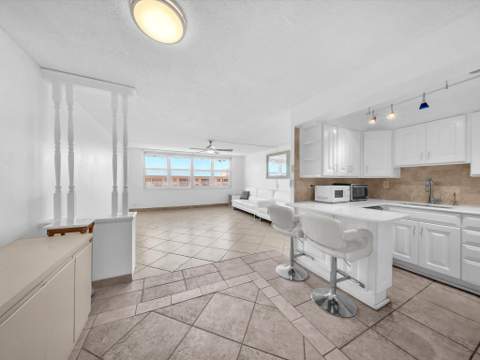 251 174th Street 2310, Sunny Isles Beach FL - photo 6 of 24