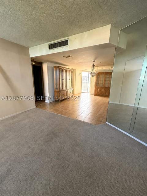 20500 W Country Club Dr 818, Aventura FL - photo 7 of 20