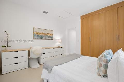 8230 NE 1st Pl, Miami FL - photo 23 of 37