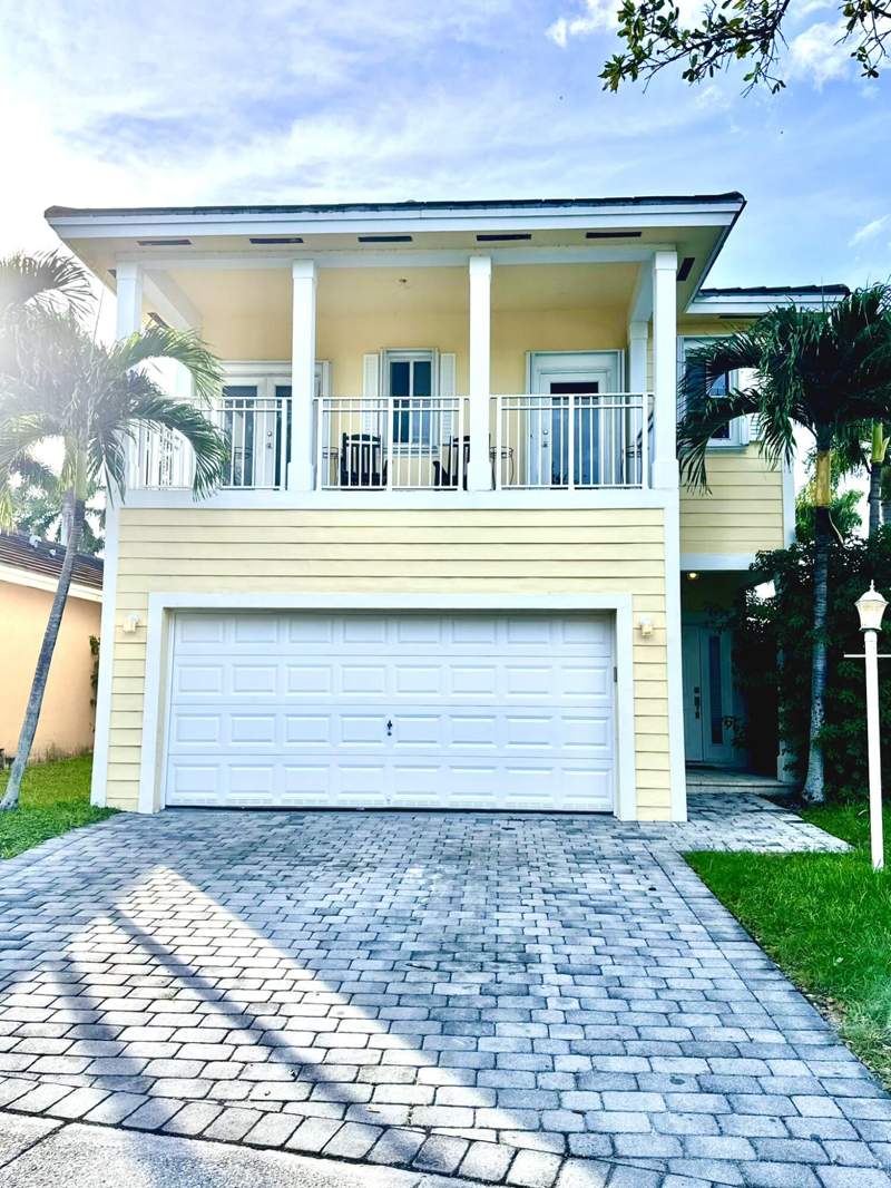4 bedroom SingleFamilyResidence at 396 NE 33rd Terrace, Emilios Place At Oasis, Homestead — photo 3