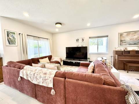 396 NE 33rd Terrace, Homestead FL - photo 8 of 51